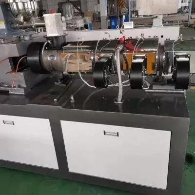 Extrudeuse à vis unique